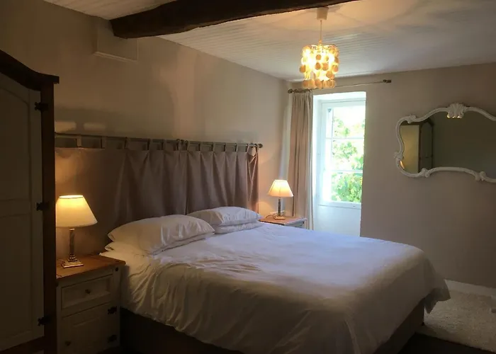 Le Texier The Nyaraló *